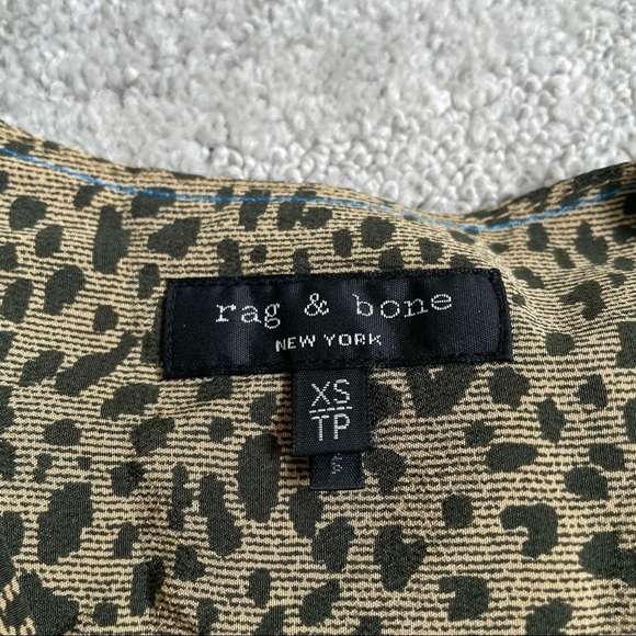 Rag & Bone Shields Leopard Print Silk Top EUC - Picture 9 of 10
